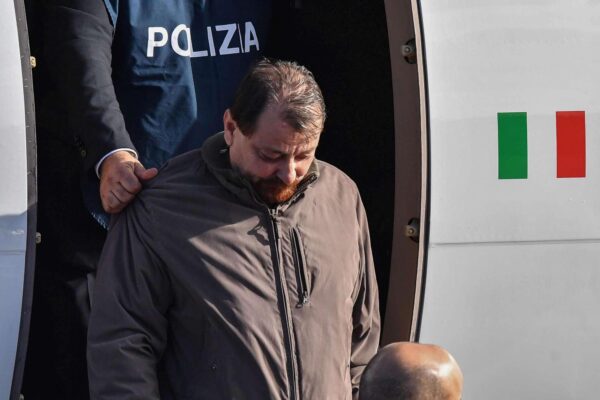 Cesare Battisti: il primo (si spera) della lista!